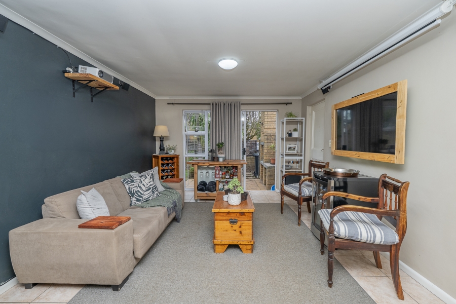 To Let 2 Bedroom Property for Rent in Sonstraal Heights Western Cape